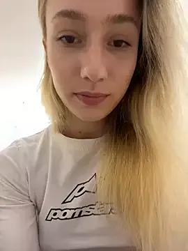 Freechat Lia__Love on StripChat