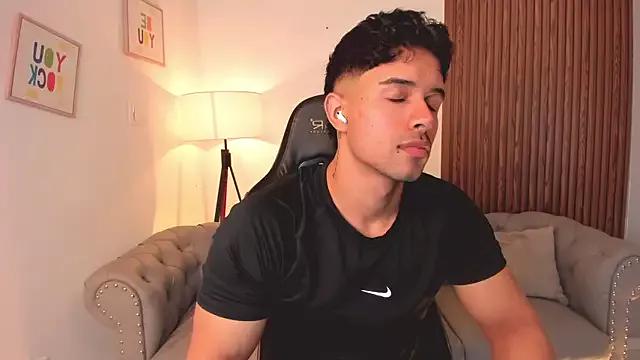 Freechat liam_collins21 on StripChat