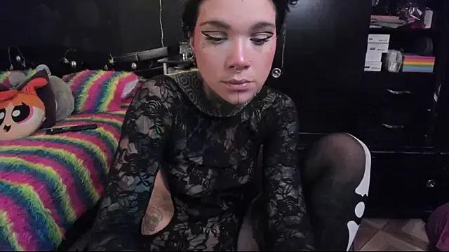 Lilmarieee on StripChat 