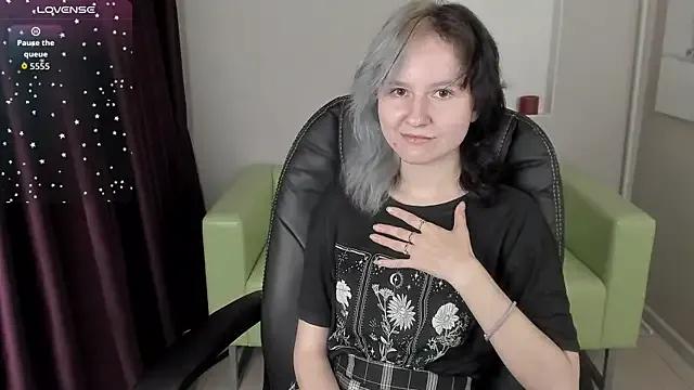 StripChat LinaVeritas is Freechat LinaVeritas — ride the pillow and moan