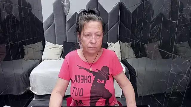 StripChat LindaPassionate is Freechat LindaPassionate — ass slaps 6 times