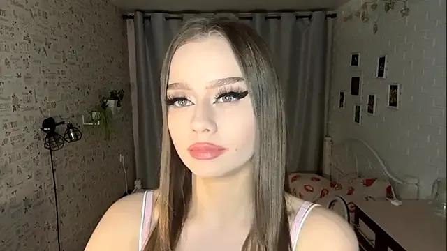 LinetteFay — Naughty hand in my sexy panties