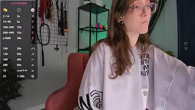 Lola_Missy on StripChat 