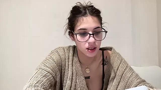 Lolykush on StripChat 