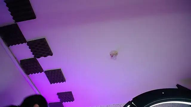 luly_pink — Freechat on StripChat