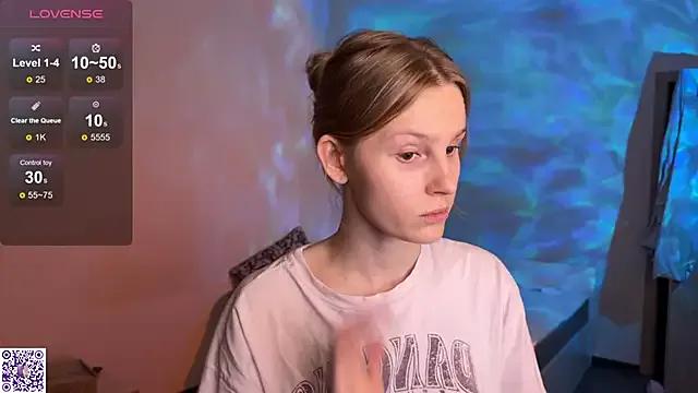 StripChat Lunaacyy is Freechat Lunaacyy — lick my boots please my ego