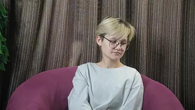 MargertDoyen — Playing with my slobbery fingers