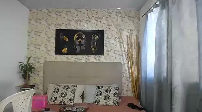 Freechat maria_camilacms on StripChat