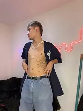 mathias_18 — NAKED SHOW