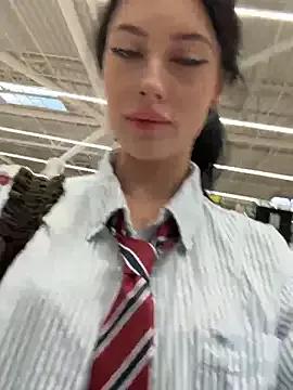 Melissa_crazy — SHOW TITS RIGHT IN THE SUPERMARKET !!!