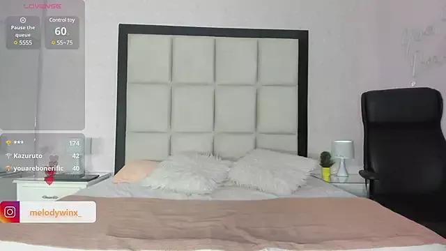 Freechat MelodyWinx on StripChat