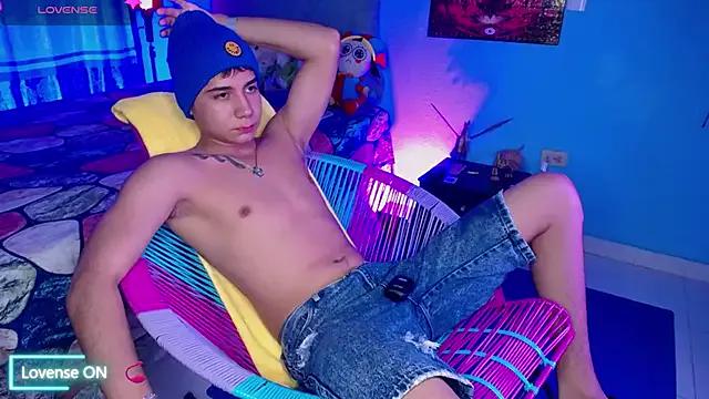mexican_cum — BIG CUMSHOT