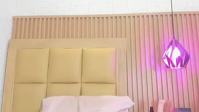 Freechat MILEY_JOAS2 on StripChat