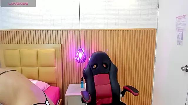 Freechat MILEY_JOAS2 on StripChat