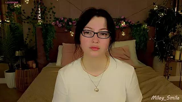 Freechat Miley_Smile on StripChat