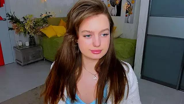 Freechat MiracleCurly on StripChat