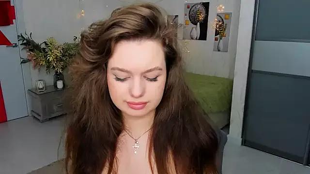 Freechat MiracleCurly on StripChat