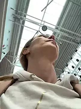 MollyStory on StripChat 