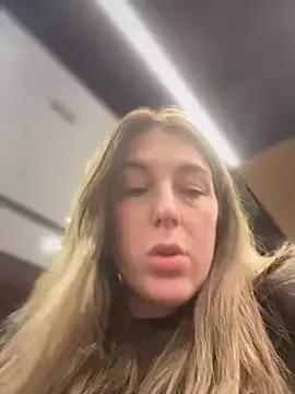 MommmyYummy on StripChat 