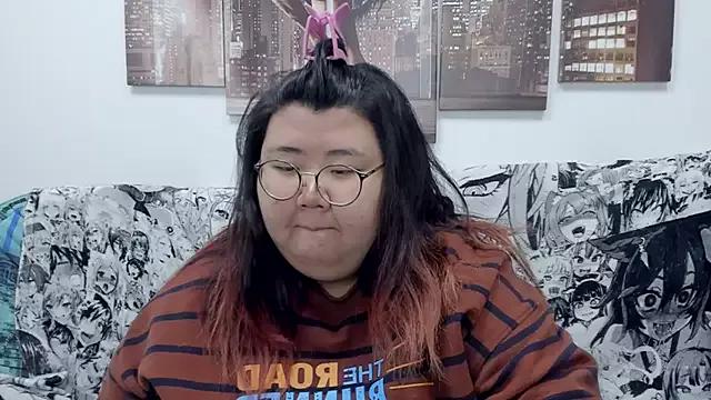 Freechat Nadine_asian on StripChat