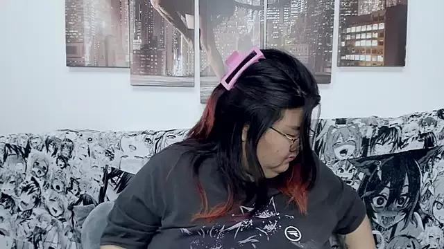 Freechat Nadine_asian on StripChat