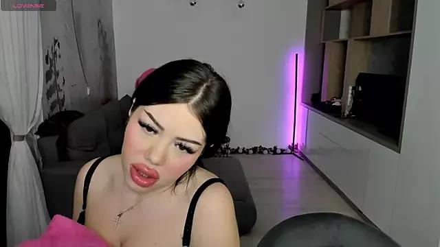 NatashaVoss on StripChat 