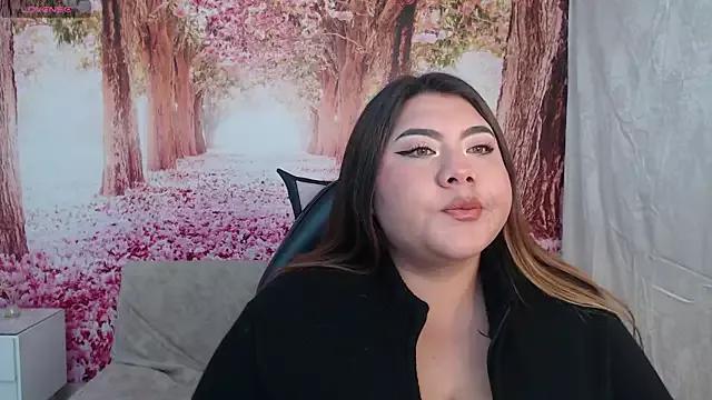 Pamela__Naughty — Show titfuck + blowjob 