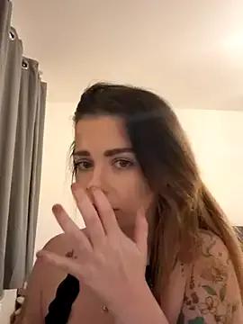 PiperPassionX — Spit on tits + up close nipple play