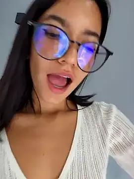 Freechat Pretty_roxxyy on StripChat