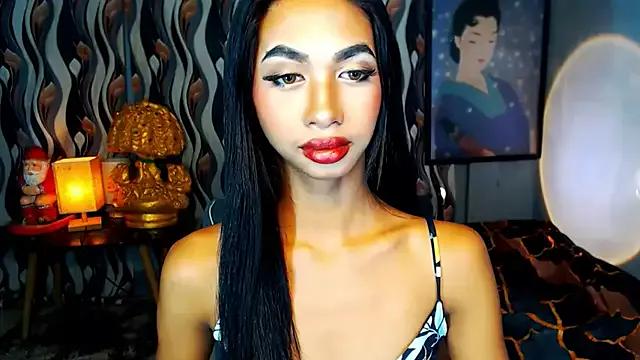 Freechat PrettyLatiina on StripChat