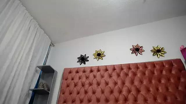 Freechat RACHELL__HOT on StripChat