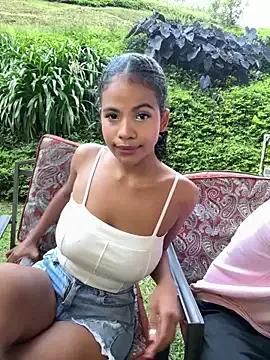 Rose-andres — Group on StripChat