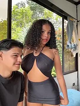 StripChat Rose-andres is Freechat Rose-andres — Deep Throat +Big squirt young boy's cock