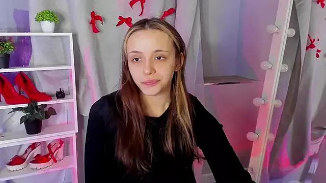 Sahara_Shields on StripChat 