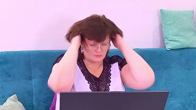 Freechat Sandra_Sunrise on StripChat