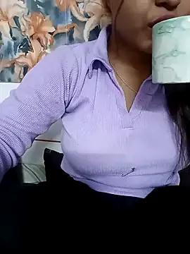 Freechat Sania-Love on StripChat