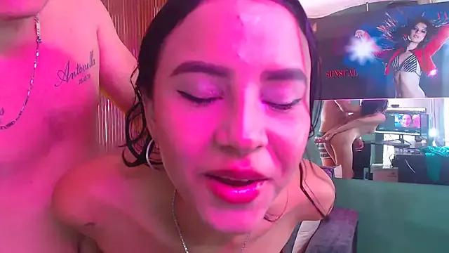 SaraClub_JY on StripChat 