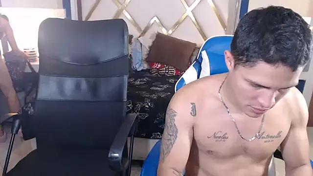 SaraClub_JY on StripChat 