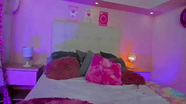 Freechat ScarlettDreamss7 on StripChat