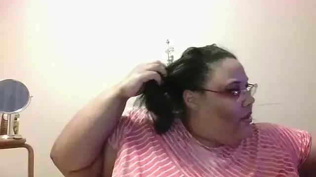 SexyBBW10790 — Oil tits and ass show