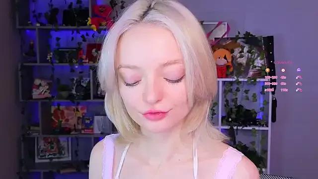 ShizukaBlanche — nipples clamps and spank boobs