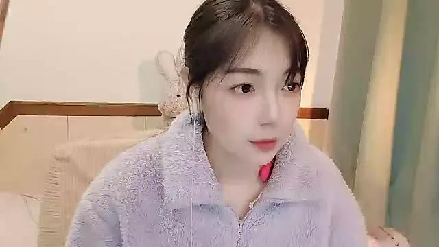 Freechat Song_99 on StripChat