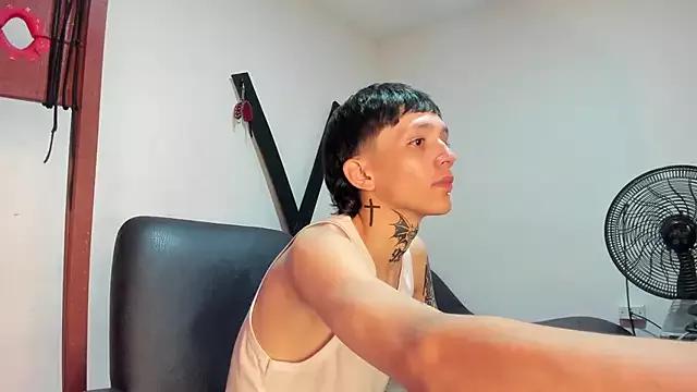 Freechat StraightBoy_Nick on StripChat