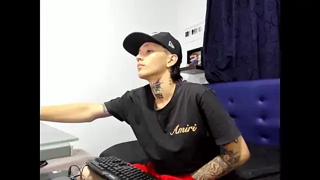 Freechat StraightBoy_Nick on StripChat