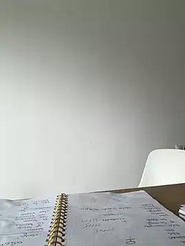 Freechat streetdoll on StripChat