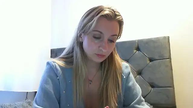 Freechat SusanCurt on StripChat