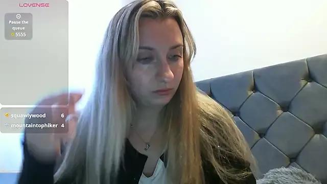 Freechat SusanCurt on StripChat