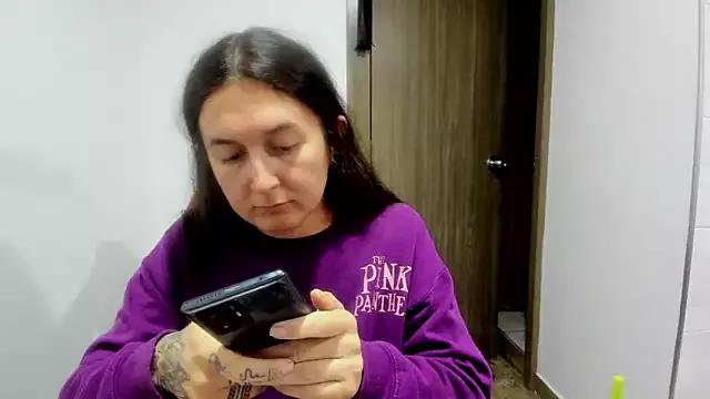 Freechat Sweet-Suck69 on StripChat