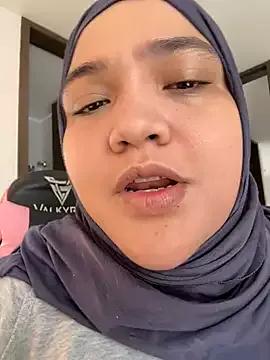 Freechat sweetmuslim01 on StripChat