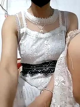 tara_0000 on StripChat
